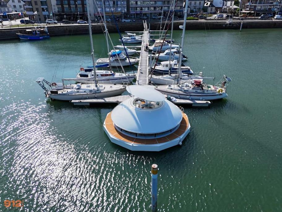Anthenea Suite Hoteliere Flottante Perros-Guirec Esterno foto