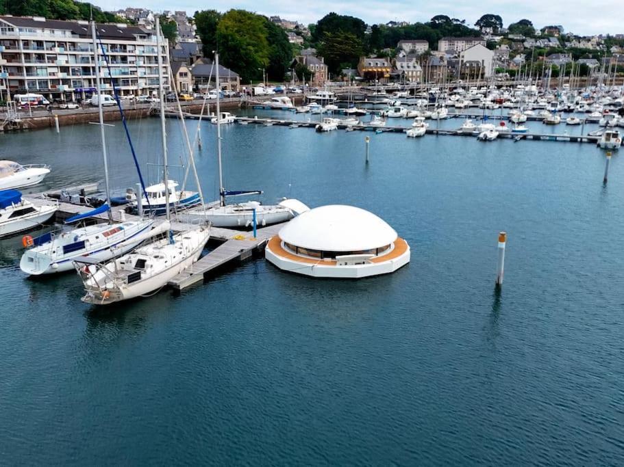 Anthenea Suite Hoteliere Flottante Perros-Guirec Esterno foto